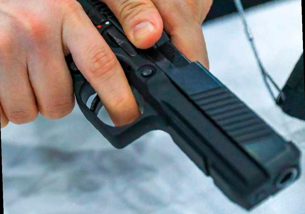 Во время похоронной процессии в столице Абхазии Сухуме произошла стрельба. По информации издания «Спутник Абхазии», инцидент случился 12 ноября в 13:30.