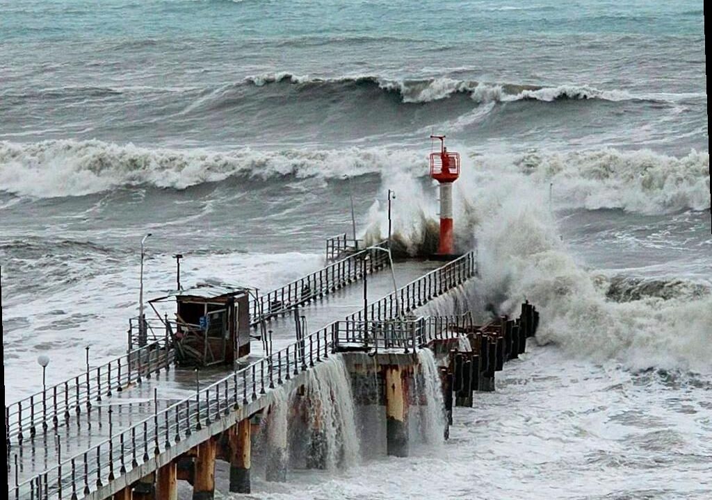 Вновь ожидается шторм в Сочи