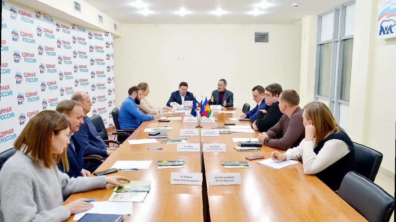 «Виктор Тепляков рассмотрел проблему незаконного сбора редких цветов»