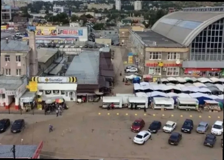 В Сочи выставили на продажу рынок с торговым центром за 700 млн рублей