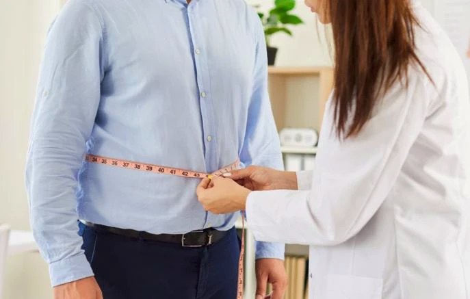 Талия больше 94 см – уже диагноз: Минздрав ввёл новый критерий ожирени