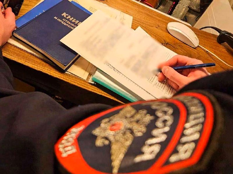 В Сочи задержали мужчину, напавшего с ножом на продавцов из-за продукт